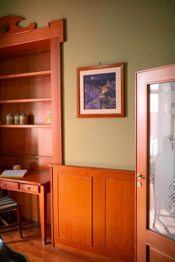 Sweet Toledo By Dimorra Apartment Napoli Ngoại thất bức ảnh